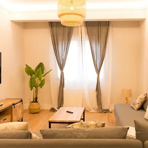 https://zabalburu-by-staynn-apartments.sansebastianhotels.net